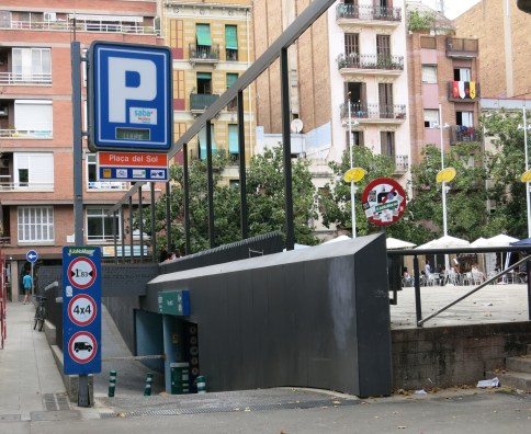 Parking Saba Bamsa Plaza del Sol - Barcelona